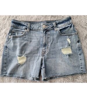 NEW Maurices High Rise Jean Shorts Jorts Medium Blue Denim Stretch Raw Hem 8